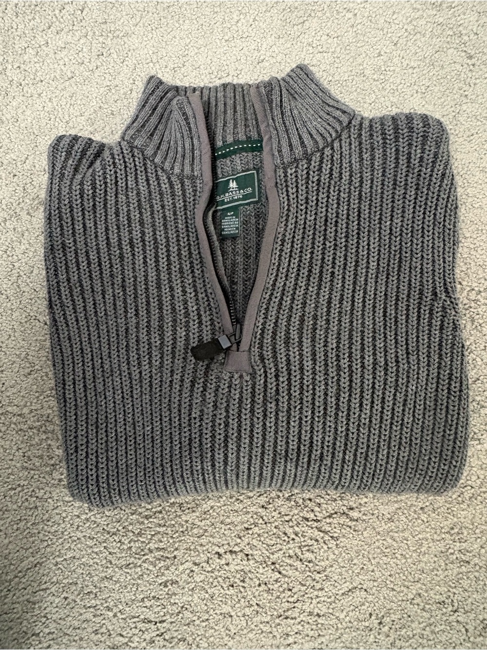 Men's GH Bass & Co gray ribbed-knit quarter zip mock neck sweater size small